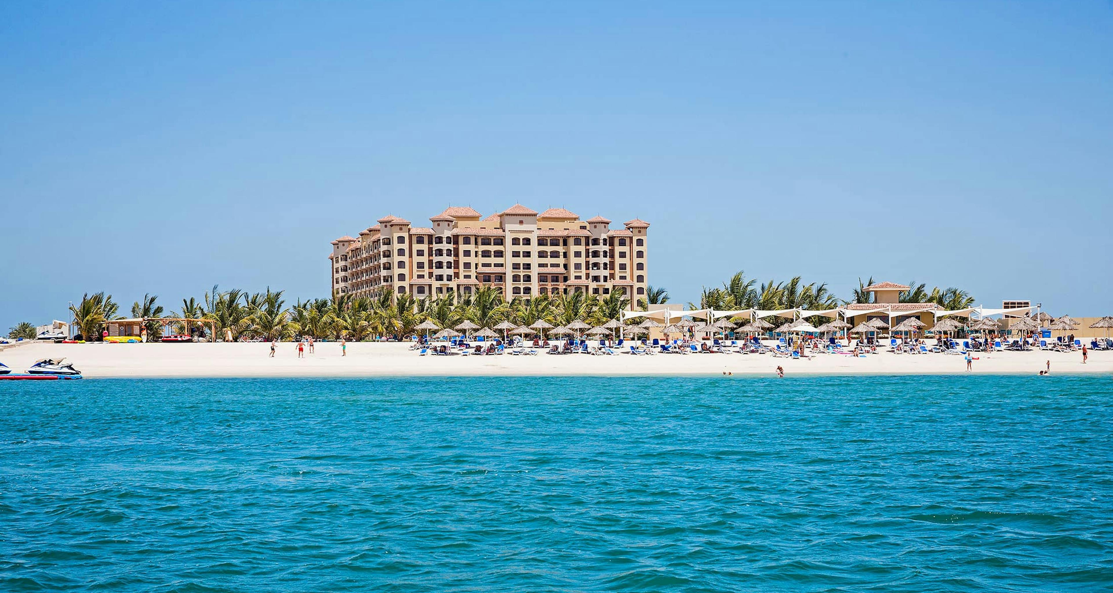 Pullman Exterior & Beach