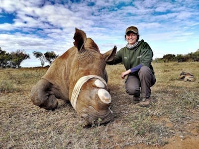 Isobel Yeo: posing with a sedated rhino