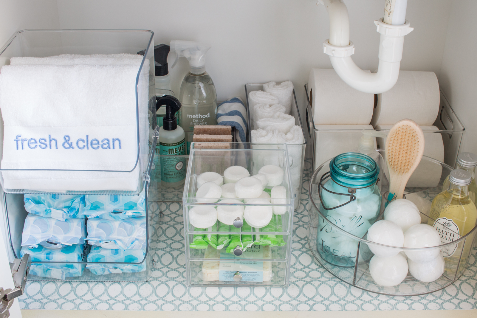 6 Tips For An Organized Bathroom Sink