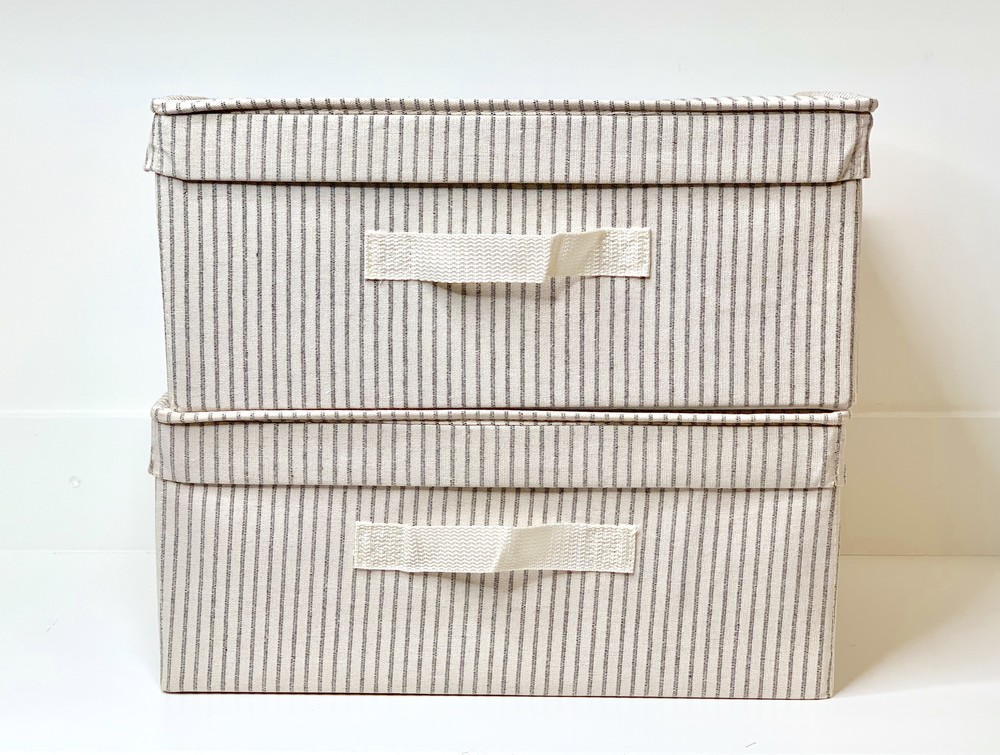 clothes storage boxes