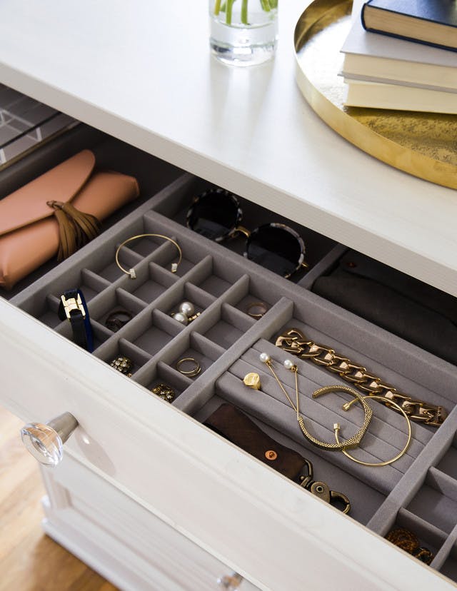 A Laren Closet Makeover for Sunset Magazine's Editor-in-Chief ...