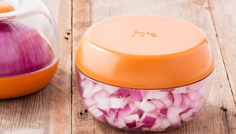 How To Store Onions Garlic Shallots Recipe How To Store Potatoes Potato Storage Garlic Storage