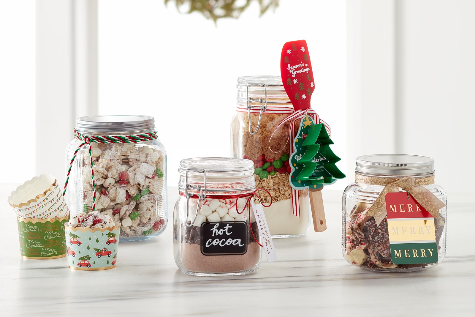 Festive Accents for Your Homemade Holiday Gifts | Container Stories