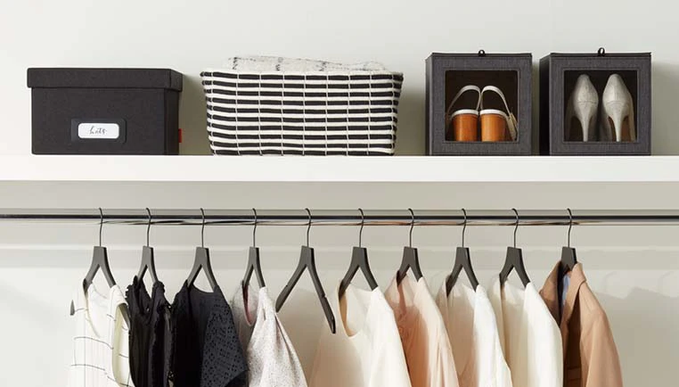 4 Steps to Cleaning Out Your Closet