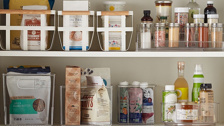 When and How to Use Storage Containers to Organize Your Things