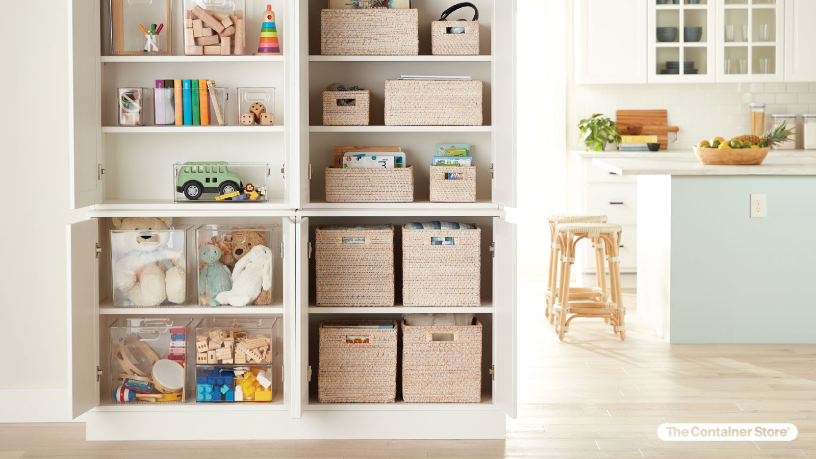 9 Zoom Backgrounds To Help You Work From Home In (Virtual ...