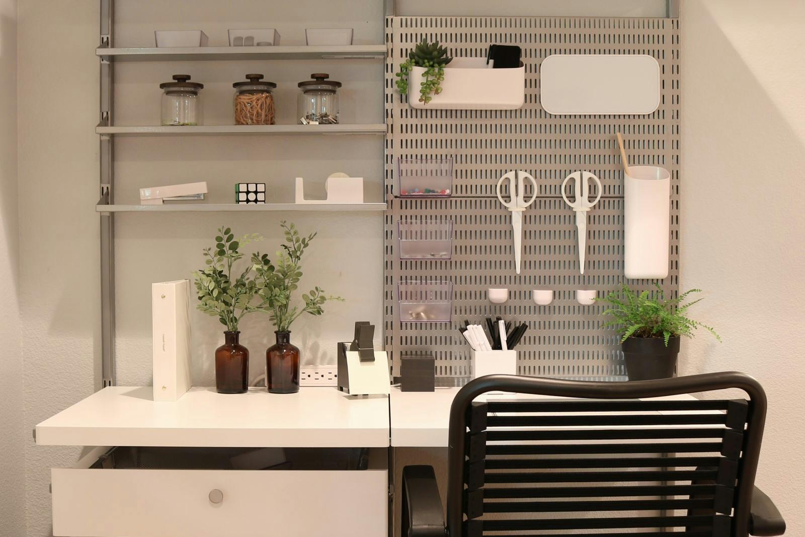 Maximizing Kids Spaces With Elfa Container Stories