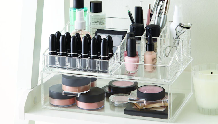 How to Organize Your Makeup