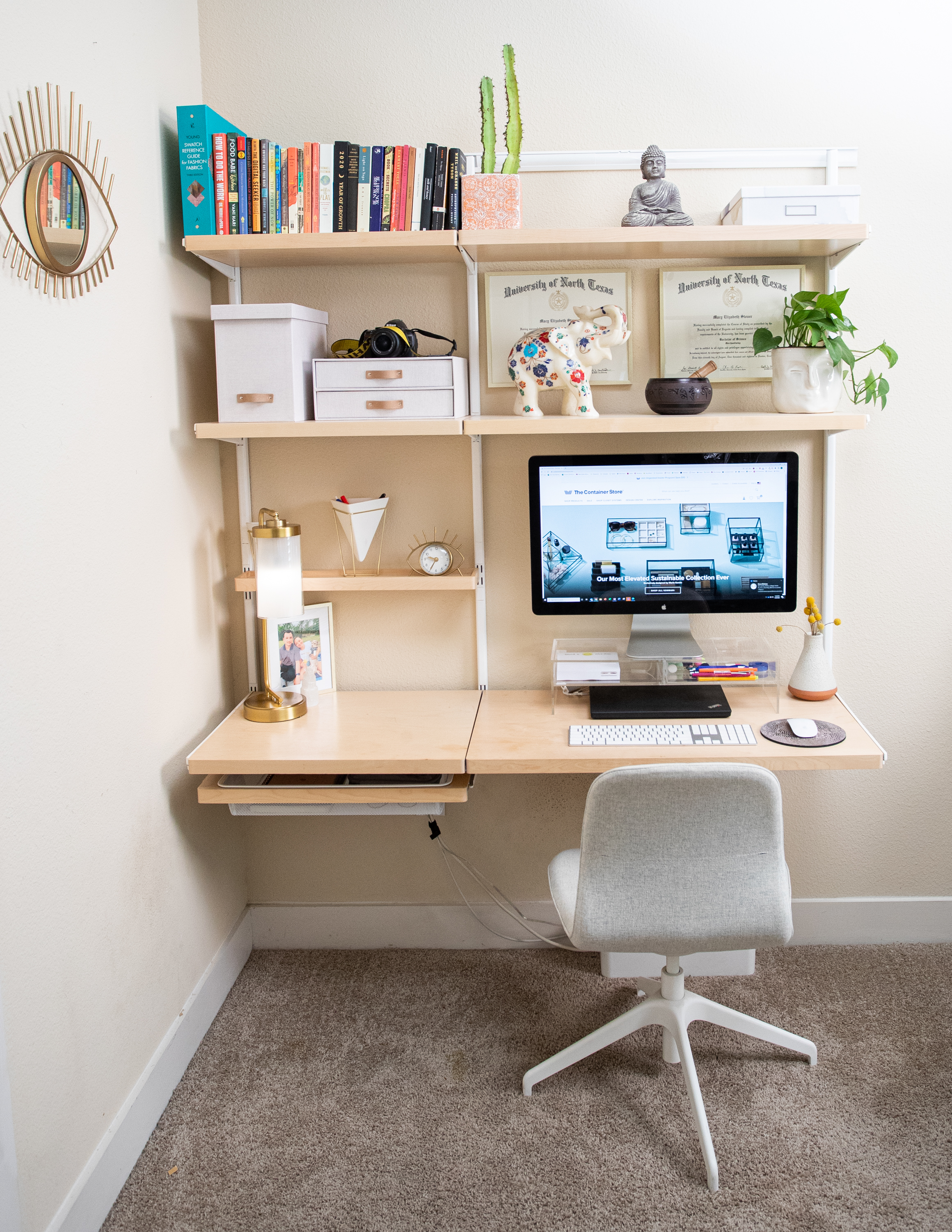 Container on sale store desk