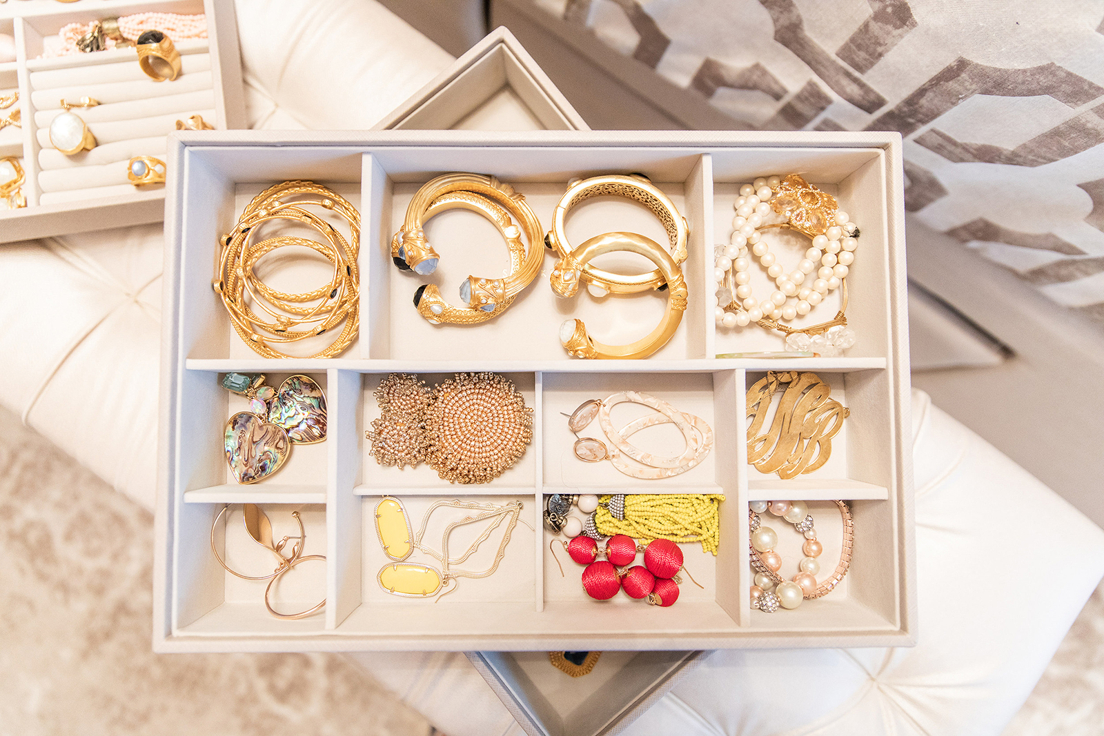 MY JEWELRY COLLECTION & ORGANIZATION, organise my jewelry & Louis