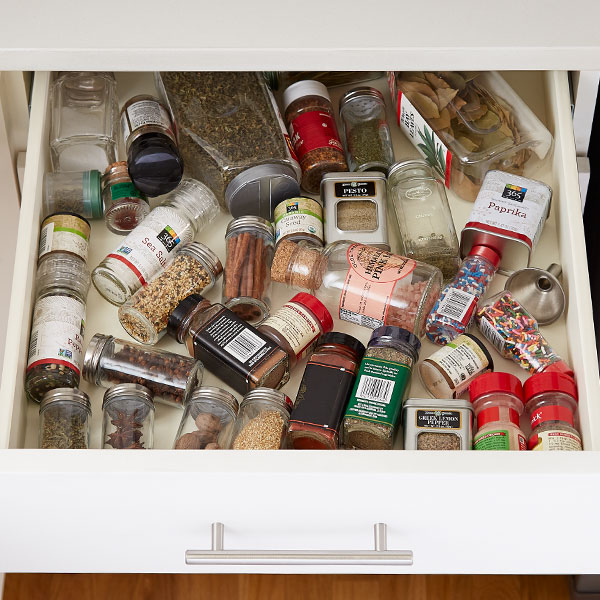 Spice containers for online drawers