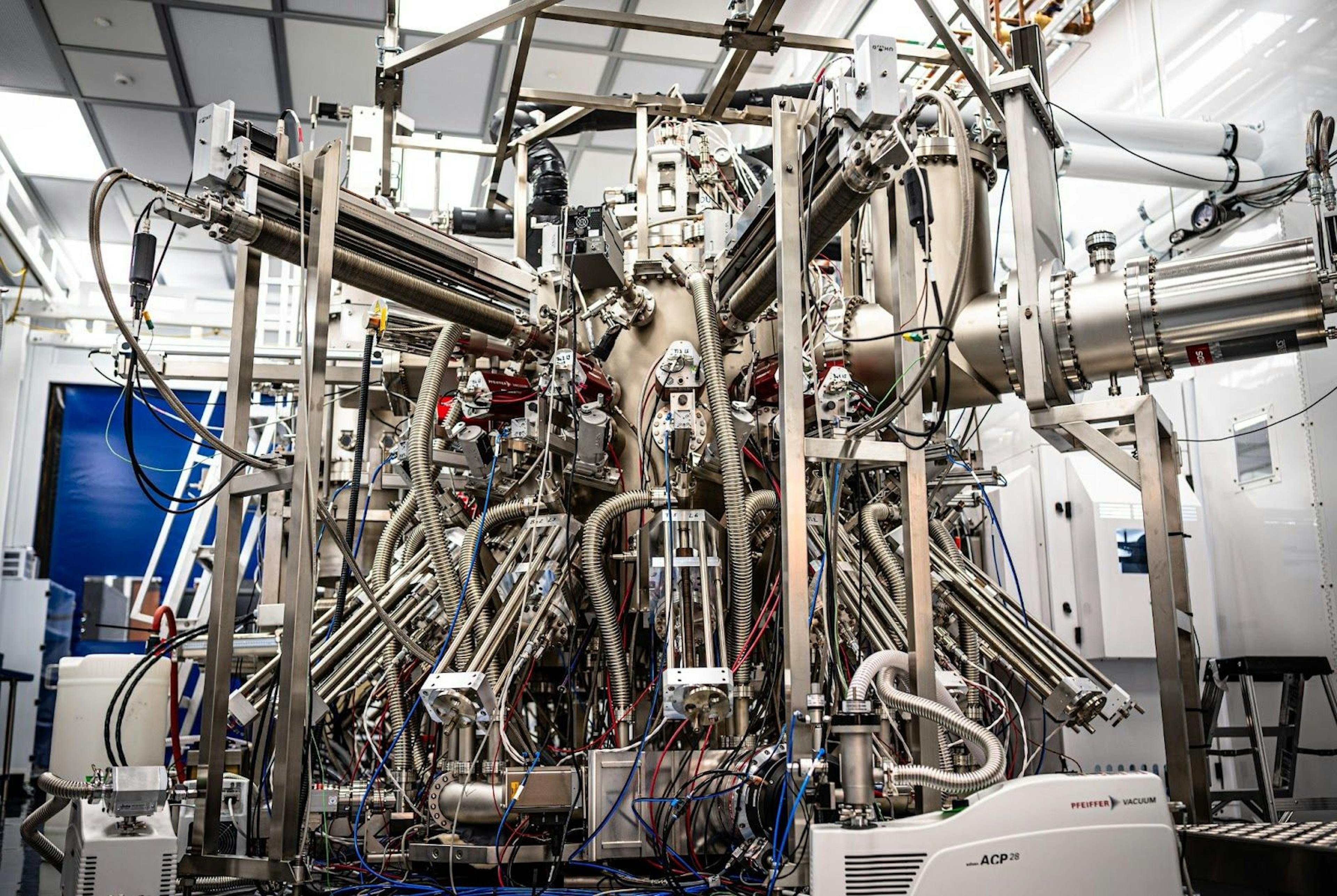 PsiQuantum's Optical Switch Production