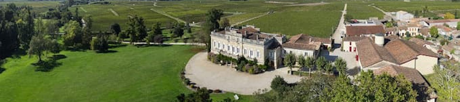 Famille Cuvelier. Eigenaar Famille Cuvelier. Eigenaar