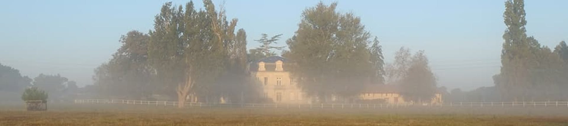 Famille Lacoste. Eigenaar Famille Lacoste. Eigenaar