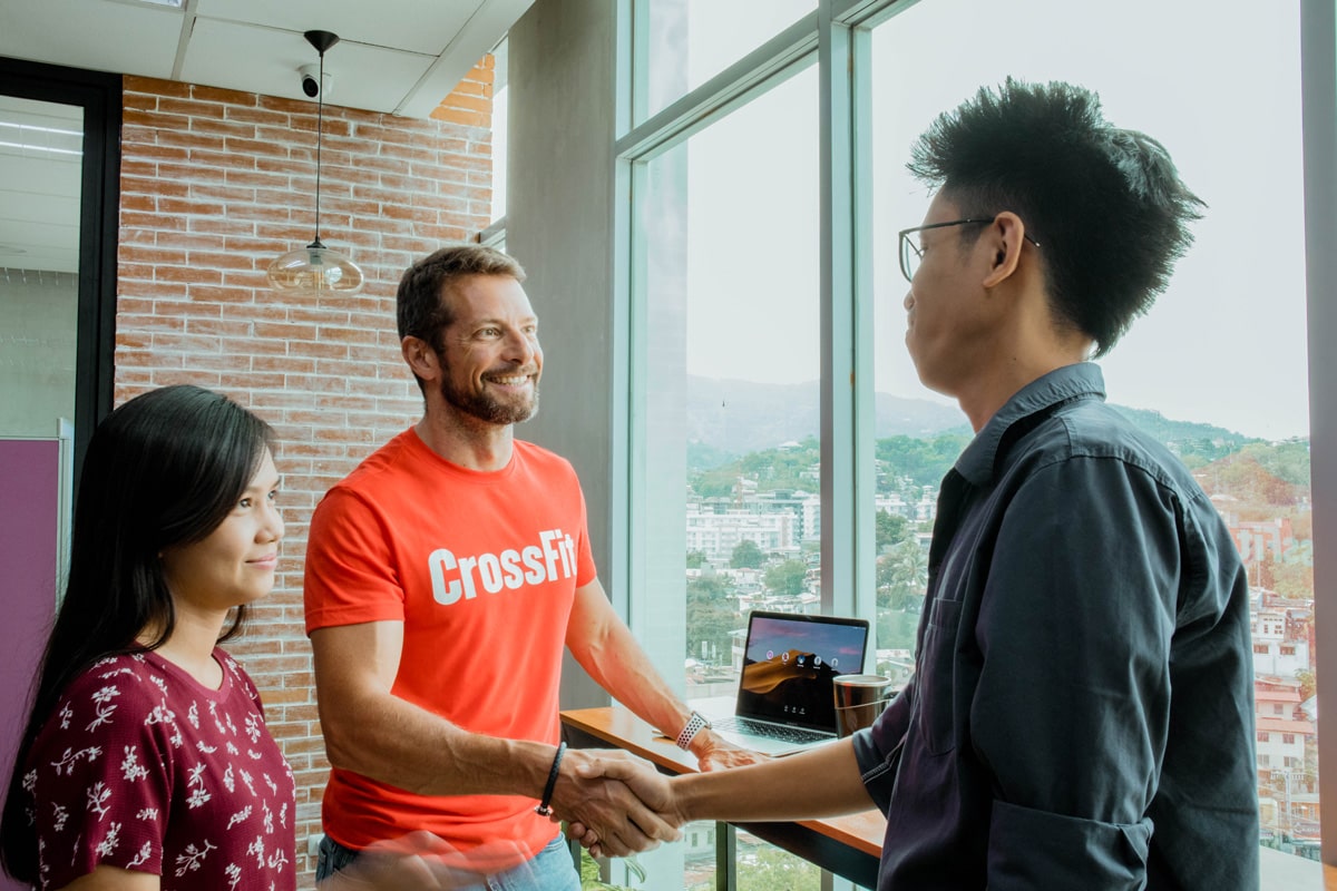 Understanding the Collaborative and Operational Aspects in Outsourcing 