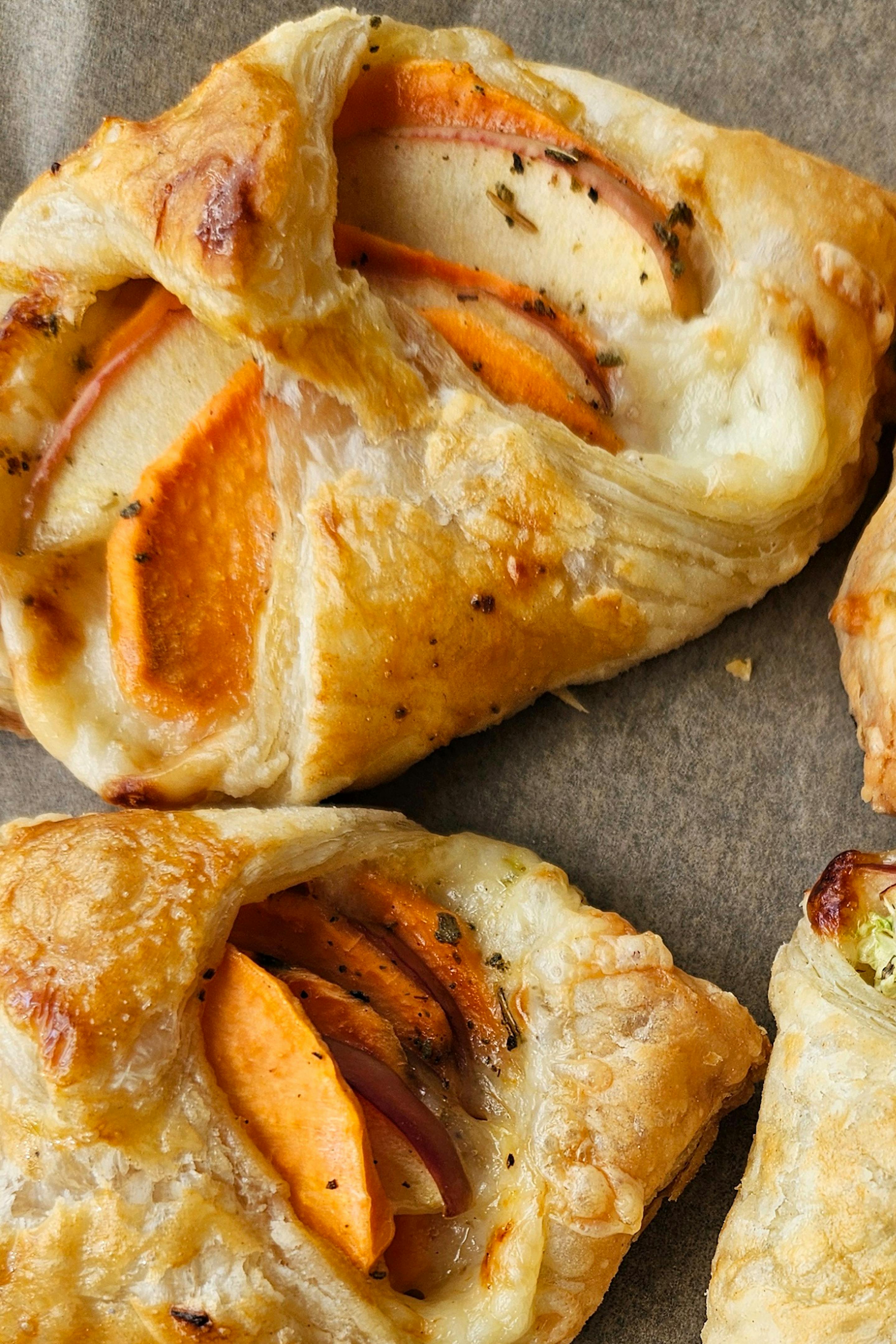 Cosmic Crisp® apple and sweet potato puff pastry bites