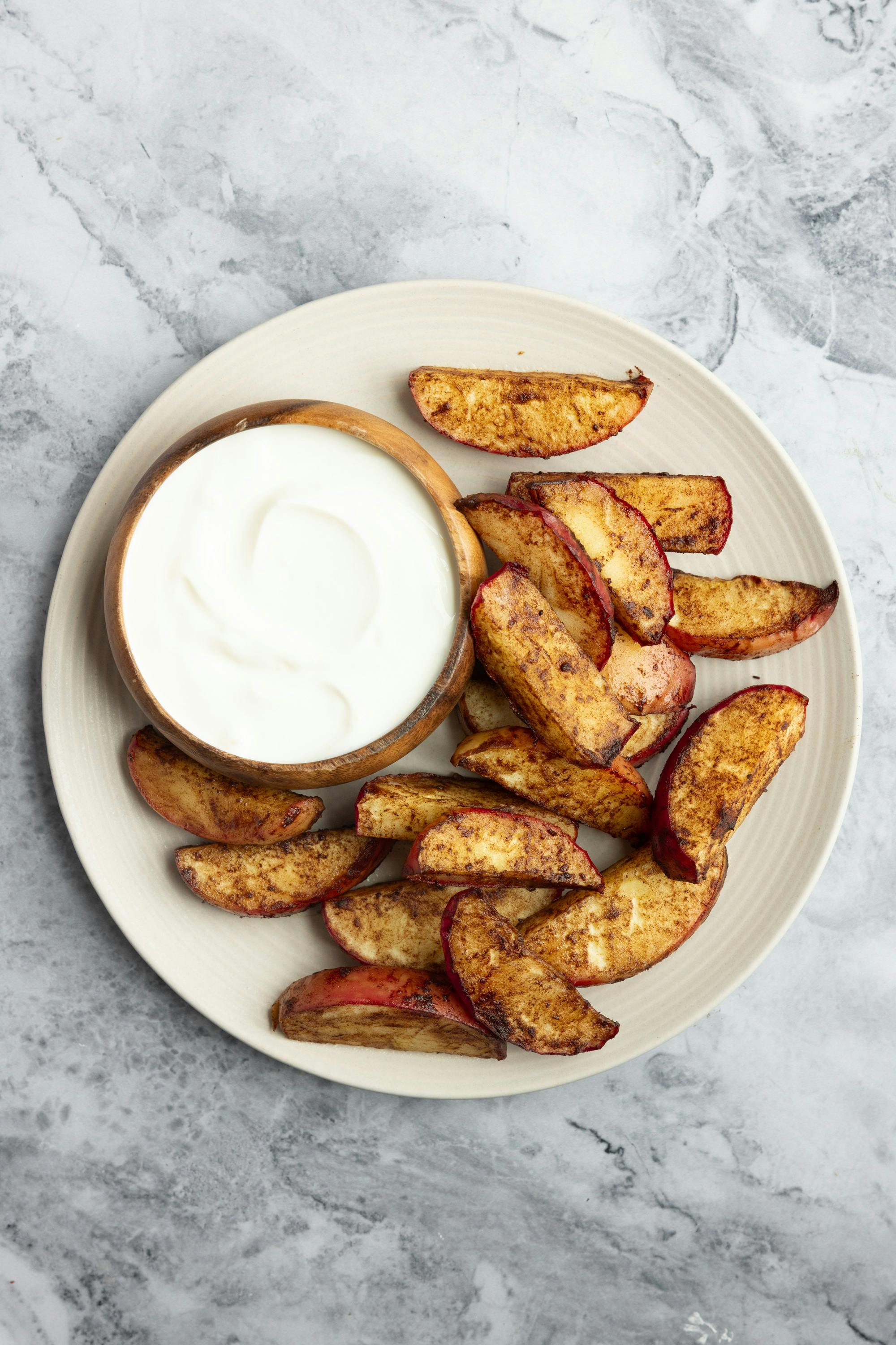 Snack de Cosmic Crisp® con canela en Air Fryer