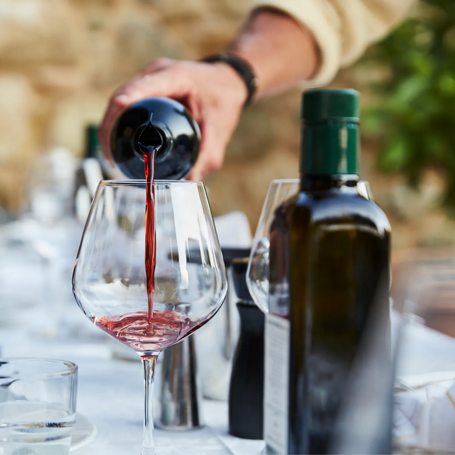 wine tasting lay and wheeler