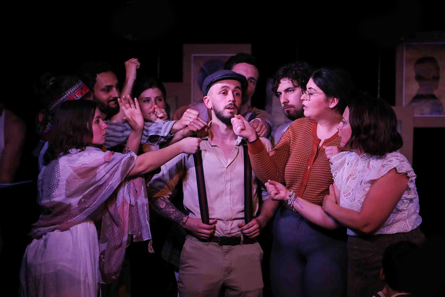 photo spectacle cours comédie musicale cours clément cours de théâtre sur paris mise en scène mohid abid