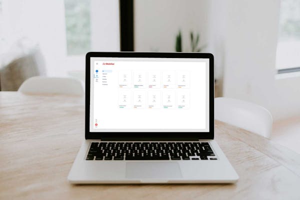 Now is the time for insurance companies to switch to e-signatures – as shown by the example of Mobiliar 
