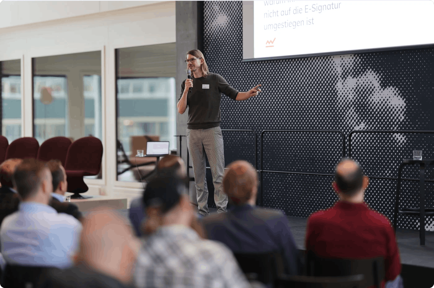 Mit busitec setzen wir auf eine starke Partnerschaft, um digitale Signaturen dorthin zu bringen, wo sie echten Mehrwert schaffen – in den Arbeitsalltag der Schweizer KMUs. – Roni Oeschger, CEO von Skribble (Quelle: Skribble)