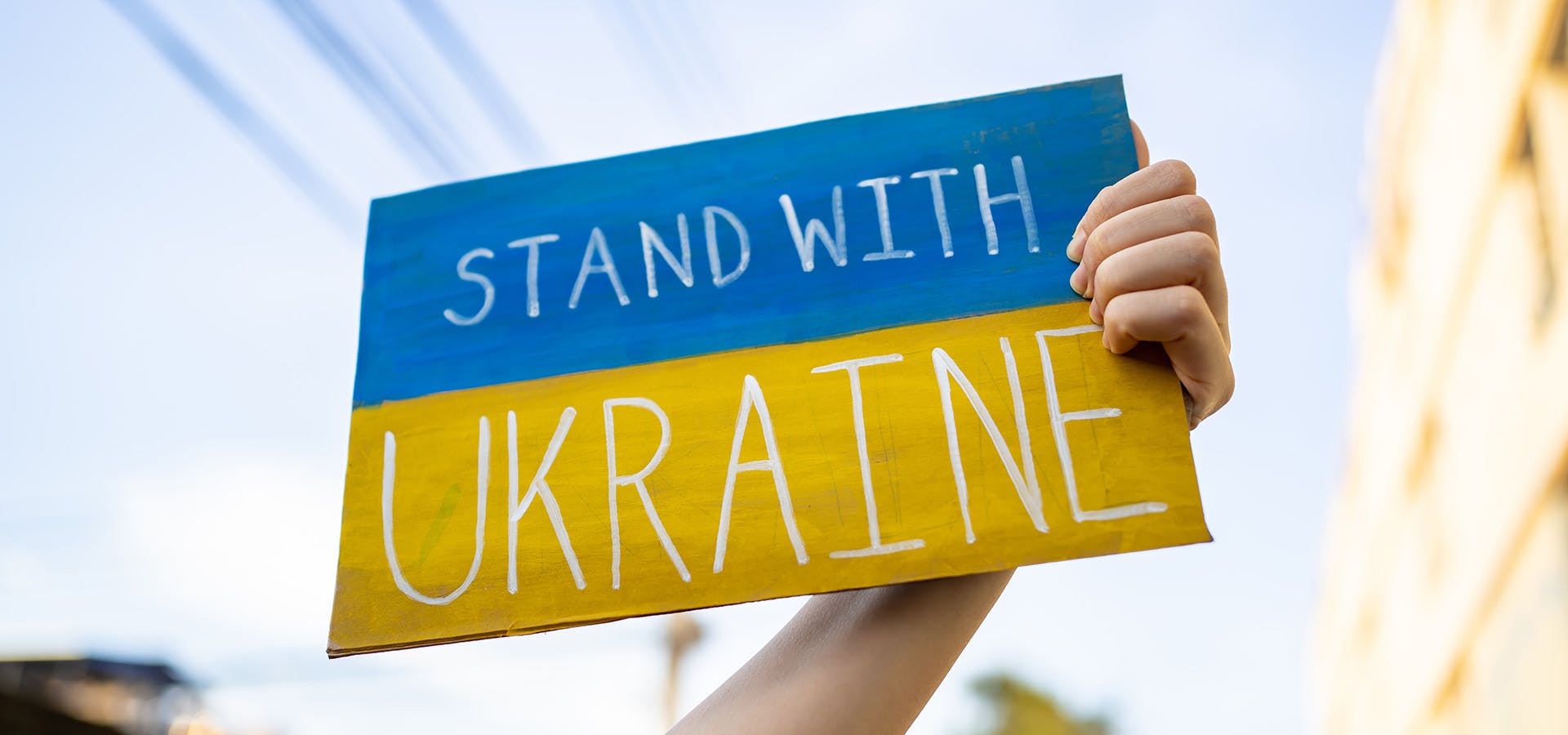Coverr stands with Ukraine