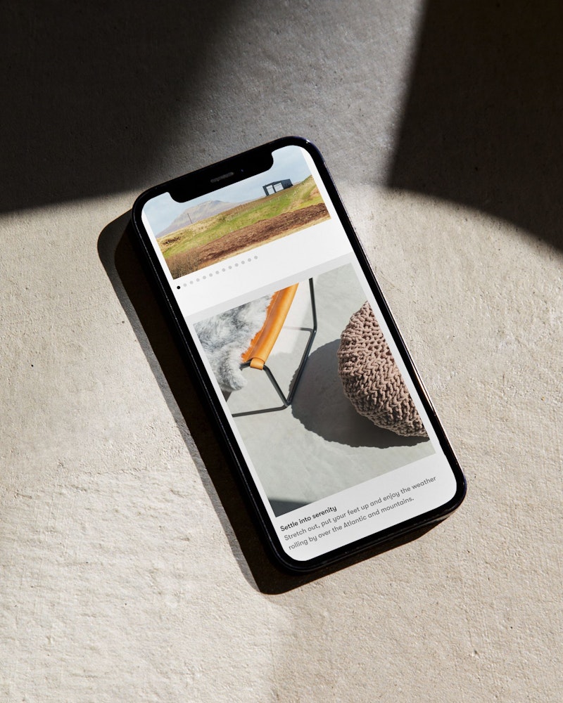 Harlosh website on iPhone