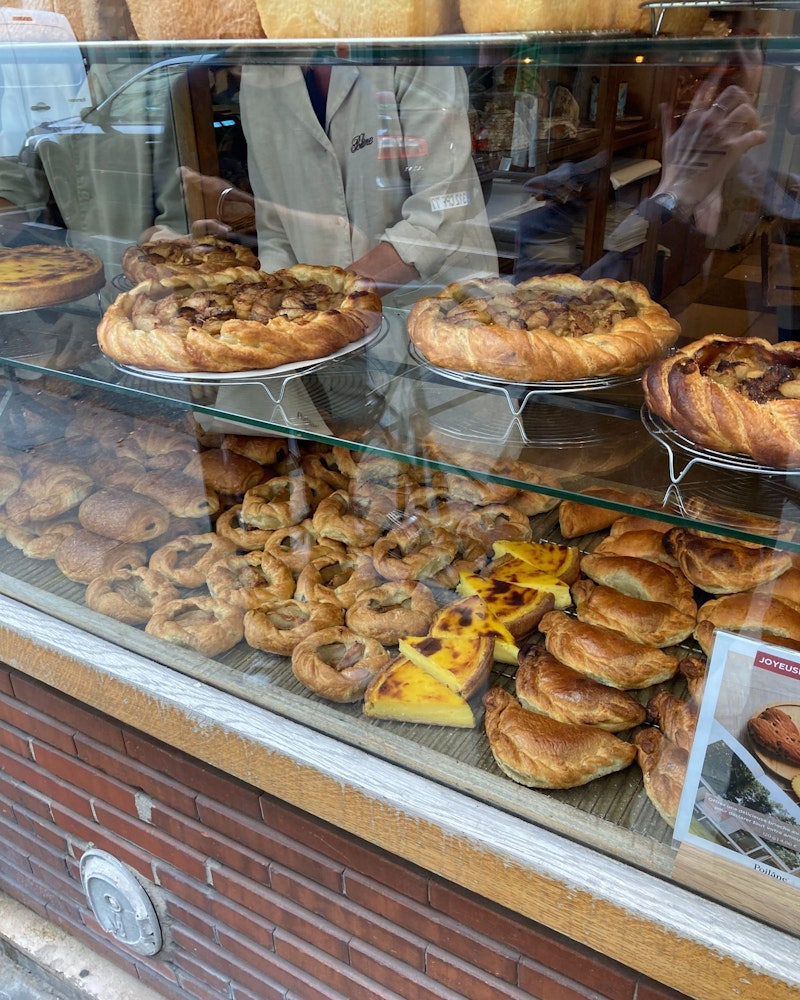Window of Poilâne bakery in Paris