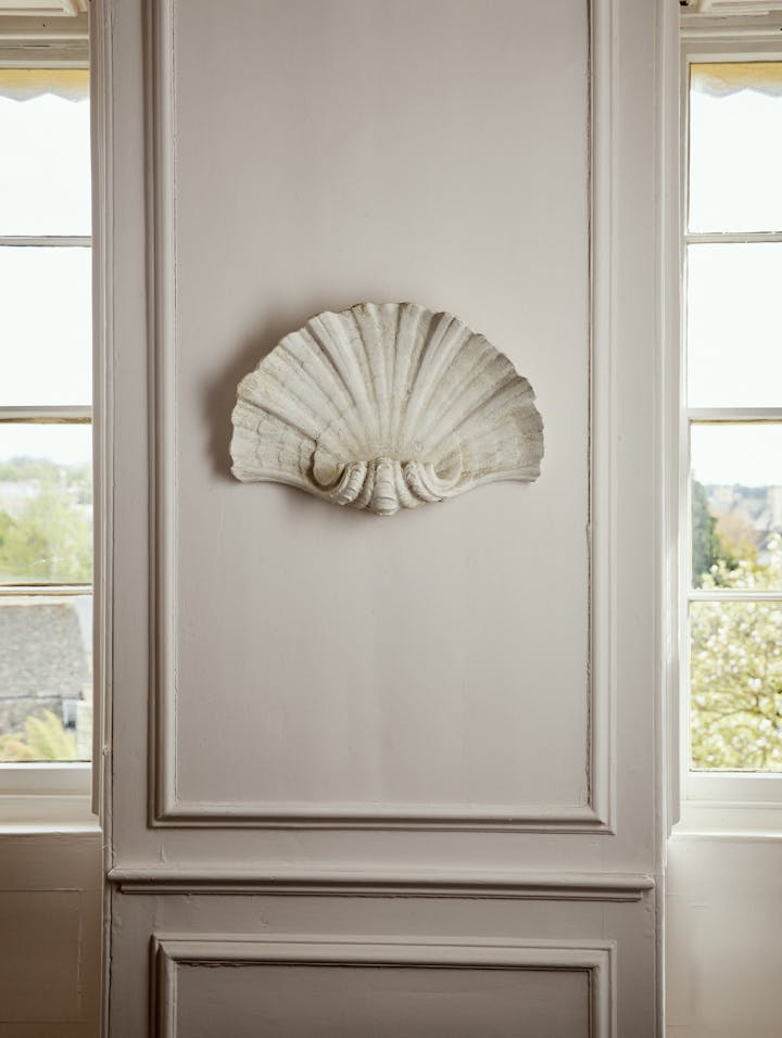 Cox-London-Furniture-Lighting-and-Art-Studio-CPW37-Scallop Shell Wall Light-01