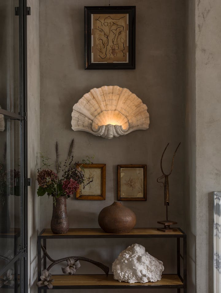 Cox-London-Furniture-Lighting-and-Art-Studio-CPW37-Scallop Shell Wall Light-05