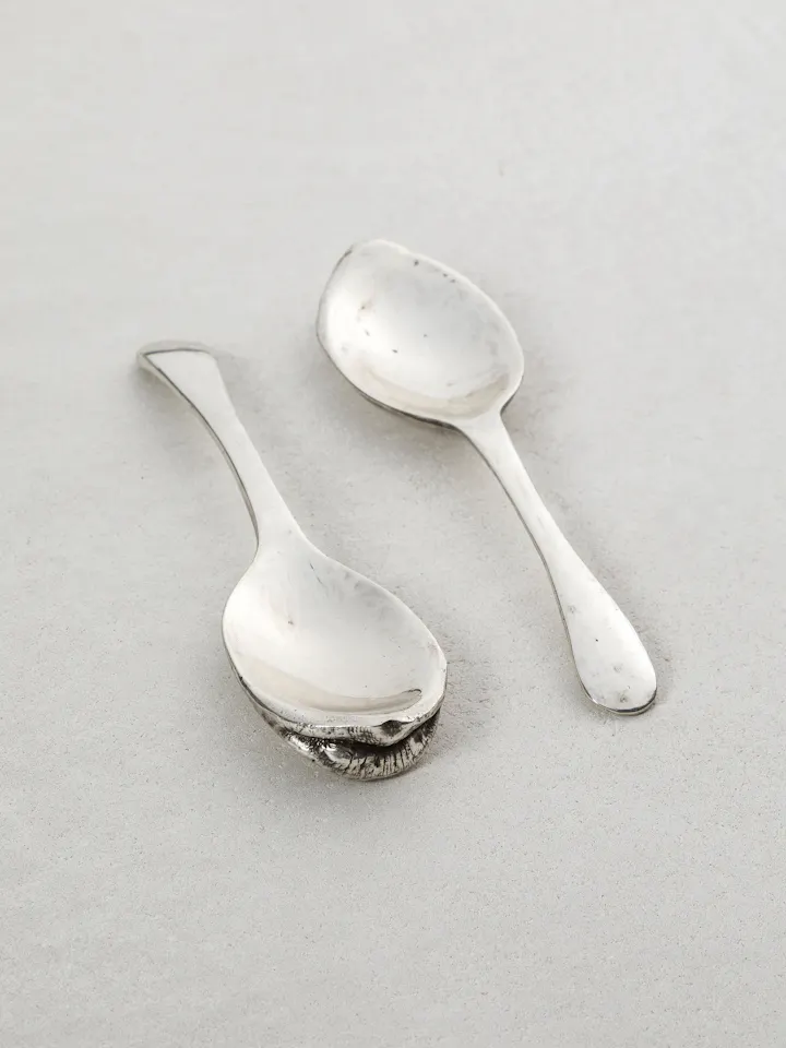 Cox-London-Furniture-Lighting-and-Art-Studio-CPA02-Lip-Service-04