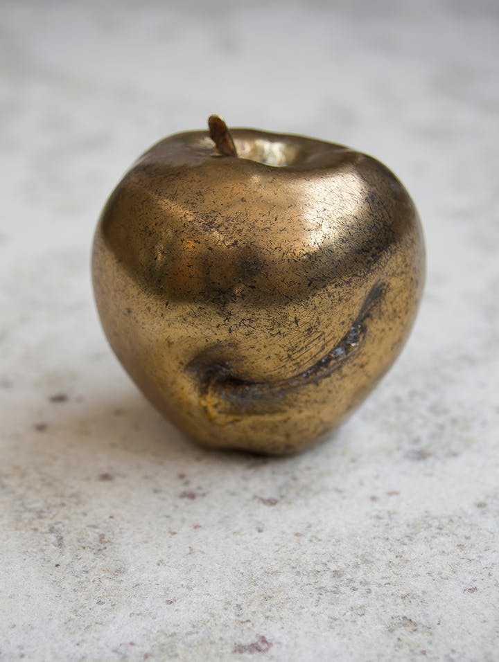 Cox-London-Furniture-Lighting-and-Art-Studio-CPF20-Apple-of-My-Eye-06