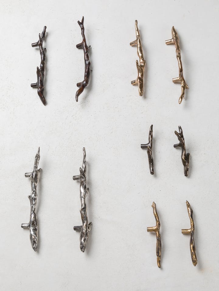 Cox-London-Furniture-Lighting-and-Art-Studio-CPF50-Coral-Inspired-Cupboard-Handles-04