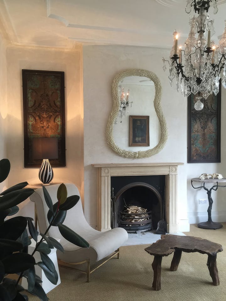 Cox-London-Furniture-Lighting-and-Art-Studio-CPM09-Man-Ray-Mirror-Ivory-07