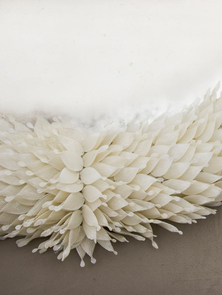 Cox-London-Furniture-Lighting-and-Art-Studio-CPM13-Ivory-Glass-Leaf-Venetian-Mirror-02