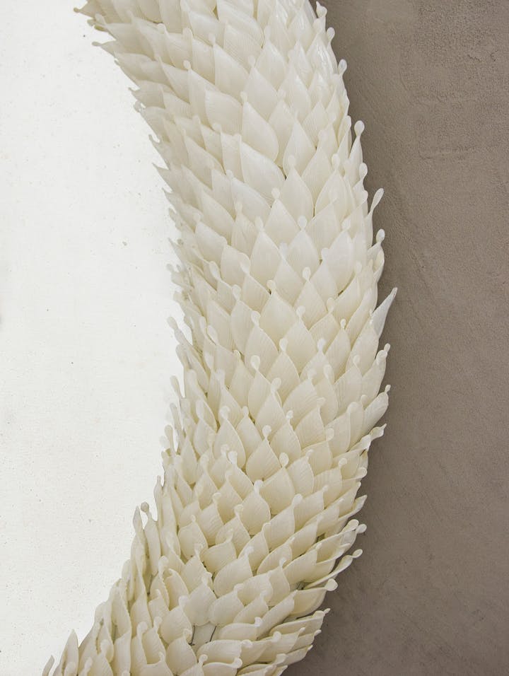 Cox-London-Furniture-Lighting-and-Art-Studio-CPM13-Ivory-Glass-Leaf-Venetian-Mirror-04