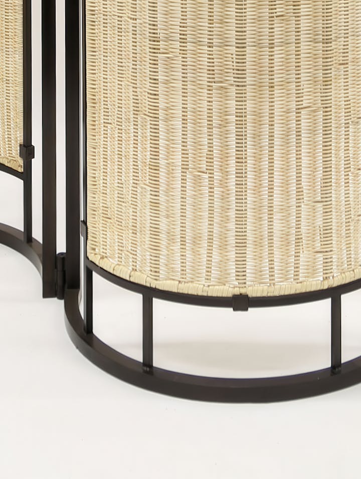Cox-London-Furniture-Lighting-and-Art-Studio-the-emperors-screen 5