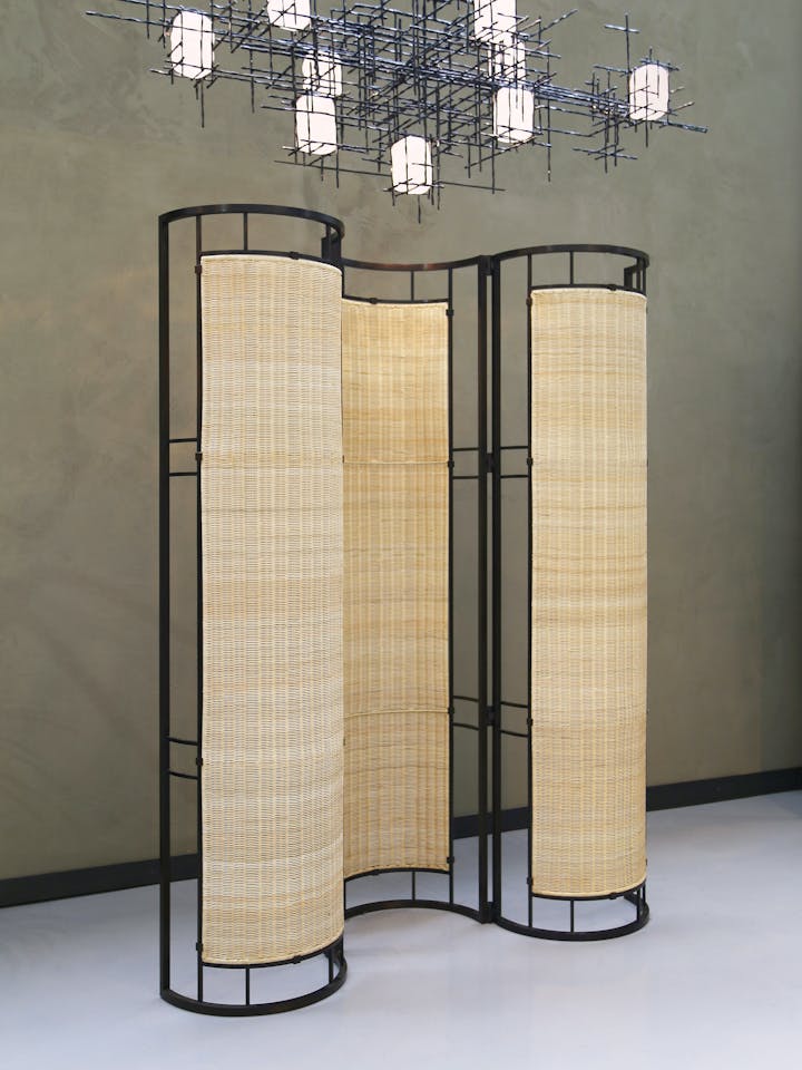 Cox-London-Furniture-Lighting-and-Art-Studio-the-emperors-screen