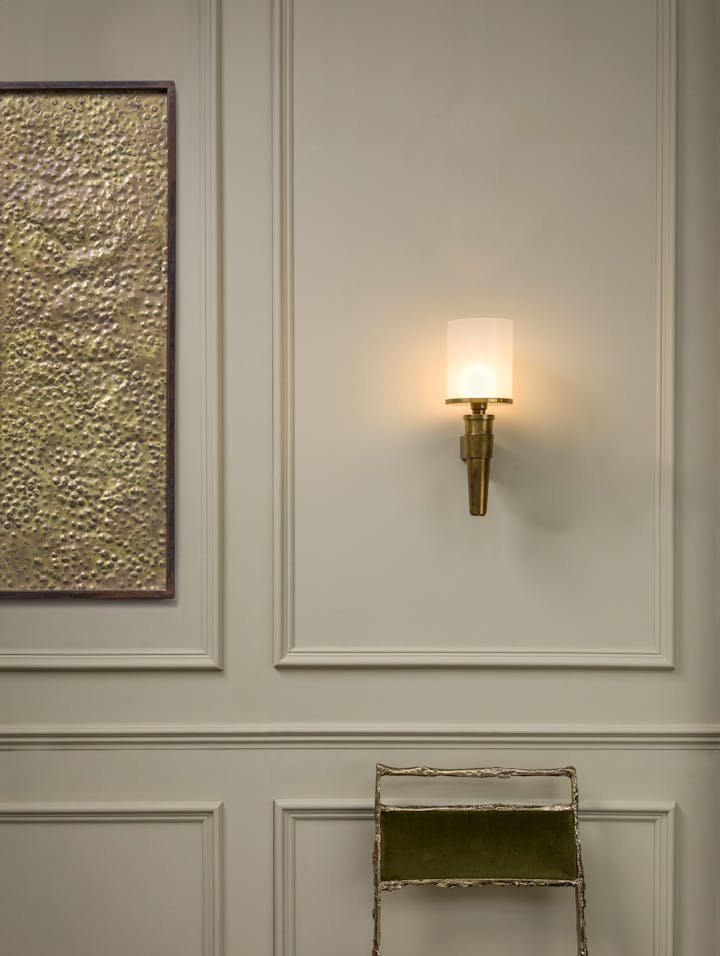 Cox-London-Furniture-Lighting-and-Art-Studio-Theatre-Wall-Light-02