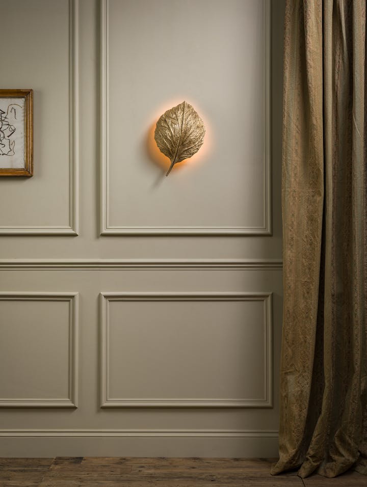 Cox-London-Furniture-Lighting-and-Art-Studio-Large-Leaf-Wall-Light-Gold-02