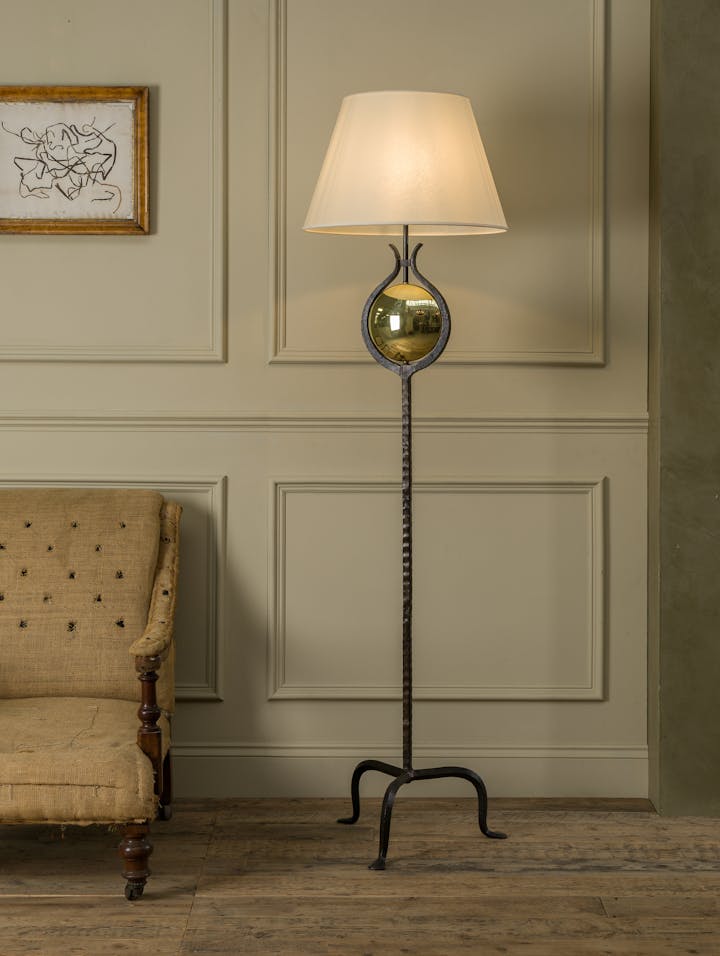 Cox-London-Furniture-Lighting-and-Art-Studio-Goddess-Lamp-02