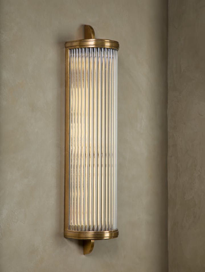 Cox-London-Furniture-Lighting-and-Art-Studio-Large-Reeded-Wall-Light-02