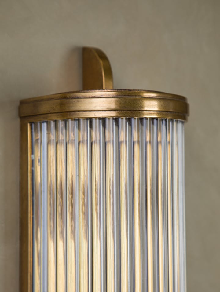 Cox-London-Furniture-Lighting-and-Art-Studio-Large-Reeded-Wall-Light-03