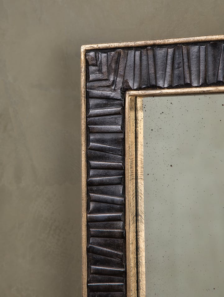 Cox-London-Furniture-Lighting-and-Art-Studio-Linenfold-Mirror-05