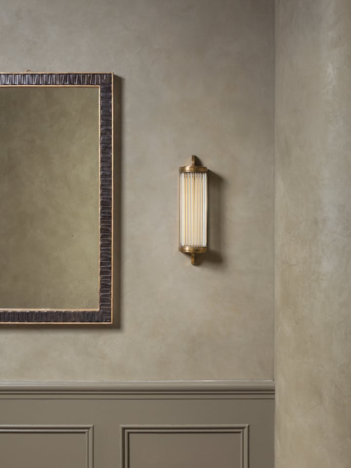 Cox-London-Furniture-Lighting-and-Art-Studio-Small-Reeded-Wall-Light-01