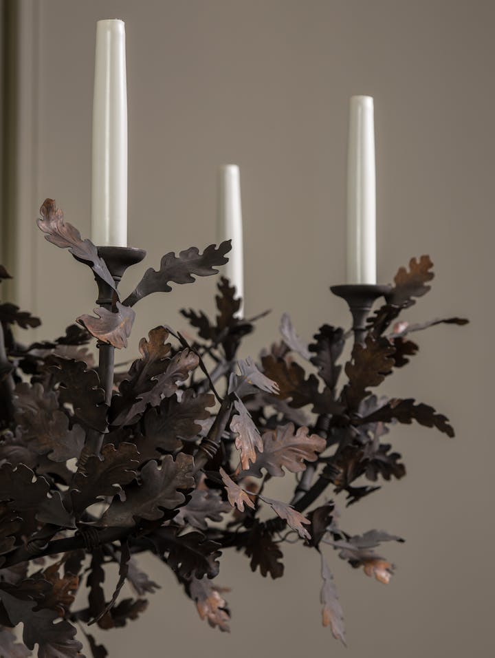 Cox-London-Furniture-Lighting-and-Art-Studio-Standard-Oak-Chandelier-26S-darkBronze-03