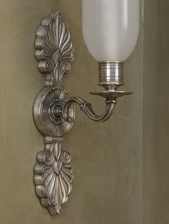 Cox-London-Furniture-Lighting-and-Art-Studio-Neo-Classical-Silver-02