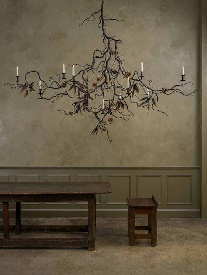 Cox-London-Furniture-Lighting-and-Art-Studio-Queen-Of-The-Night-02