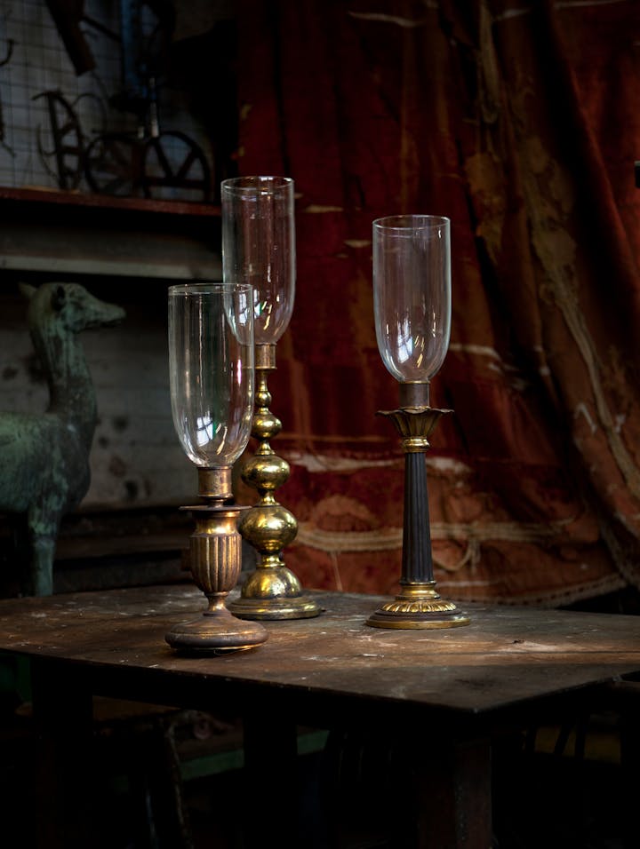 Cox-London-Furniture-Lighting-and-Art-Studio-CPL07-Reeded-Urn-Hurricane-Lamp-05