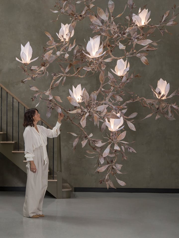 Cox-London-Furniture-Lighting-and-Art-Studio-CPC52-Magnolia Grandiflora Chandelier-04